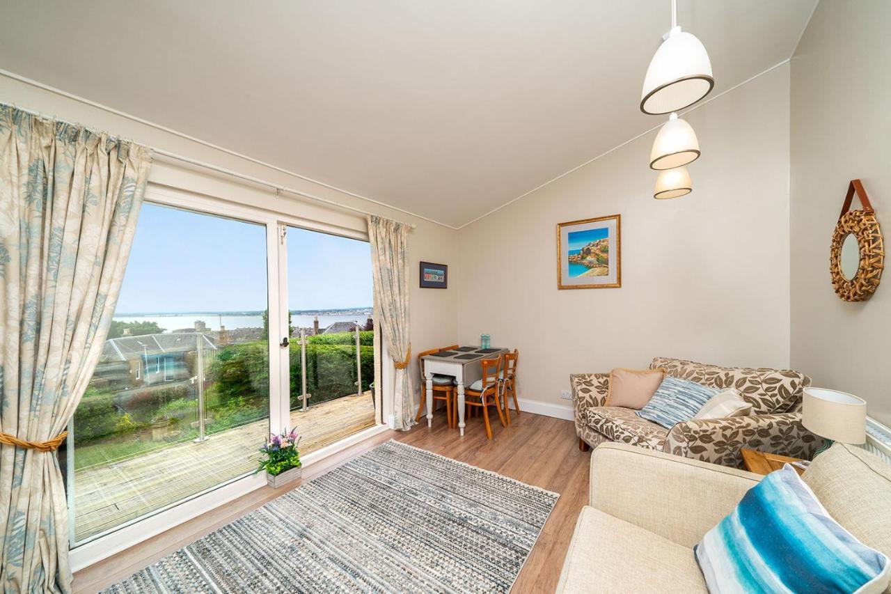 Ferryview Villa Броути Фери Екстериор снимка